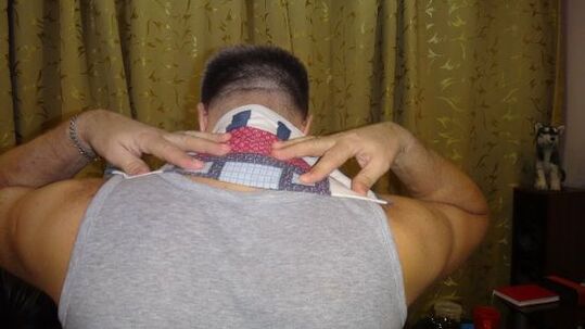 compresse thérapeutique pour l'ostéochondrose cervicale